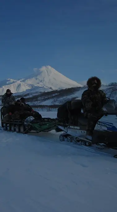 Восхождение на вулкан Горелый